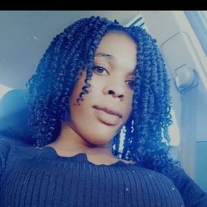 Meet your Posher, Michelle ange